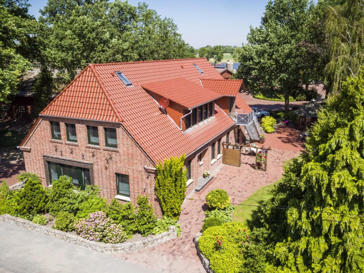 Gaestehaus Buenner Hof Дінклаге Екстер'єр фото